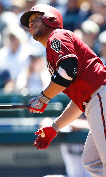 D-backs finish sweep behind Corbin's pitching, Castillo's 2 homers